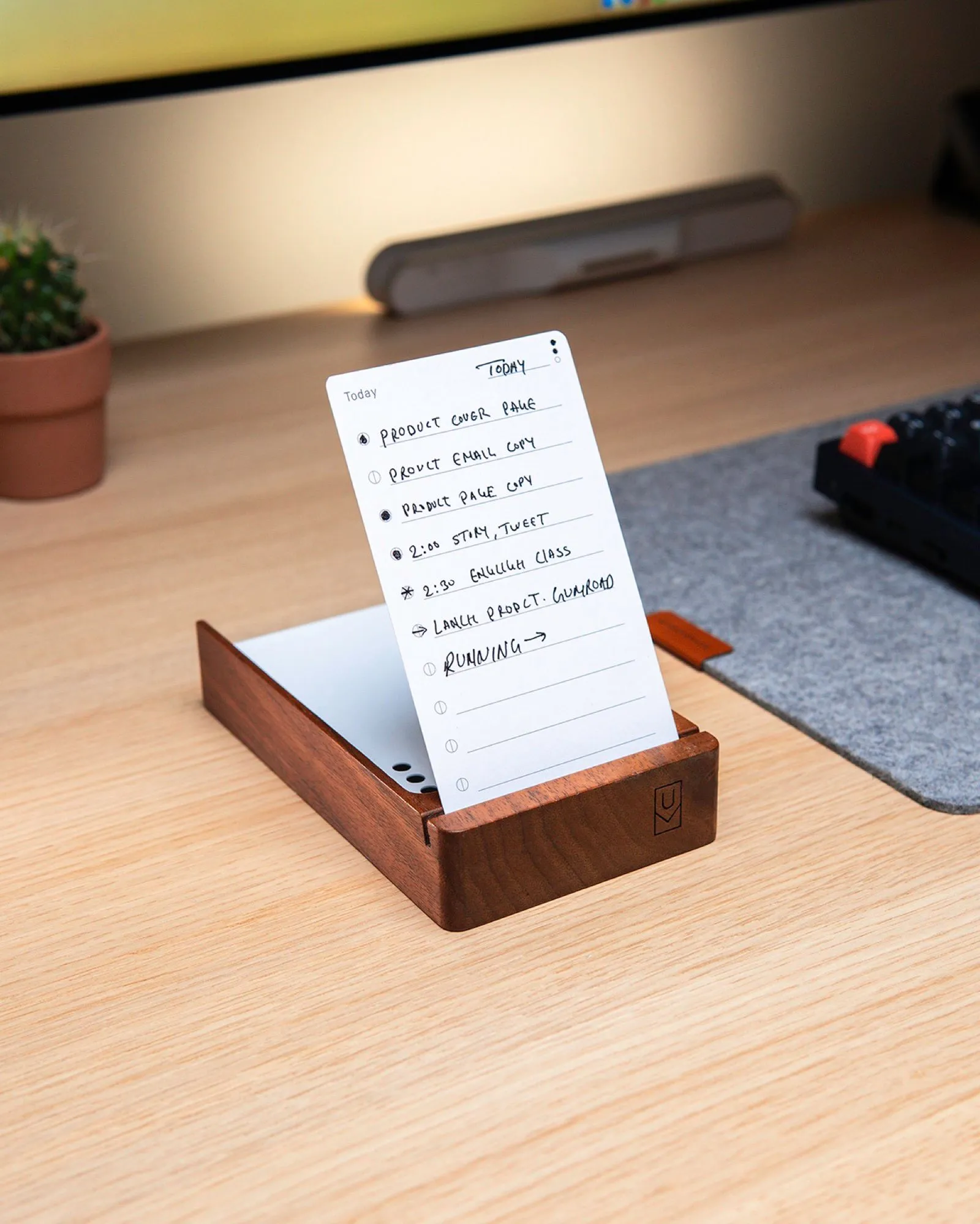 Analog card holder with today's tasks